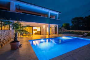 Apartment Meteora with private Pool